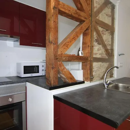 1st Tram 28 * ליסבון